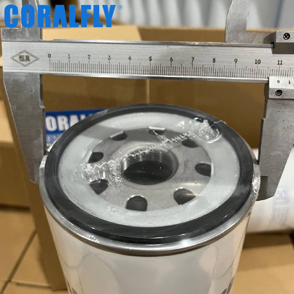 21707136 LF3973 B76 P551807 Truck Oil Filter manufacturers