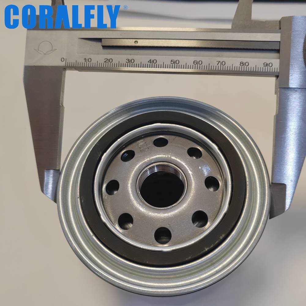 FL-820S FL820S LF3681 B329 P550965 china oil filter manufacturer