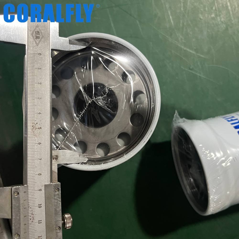 C-7607 C7607 LF16243 B7322 oil filter exporters